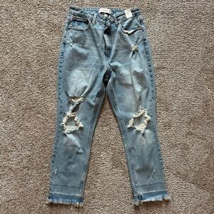 NWT Abercrombie Curve Love High Rise Mom Jean 29 | 8R